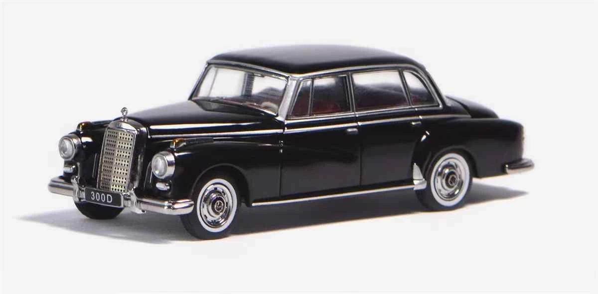 GFCC 1:64 Miniature 1959 Chrysler 300D Set 7 GFCC 1:64 Miniature 1959 Chrysler 300D Set - Image 7