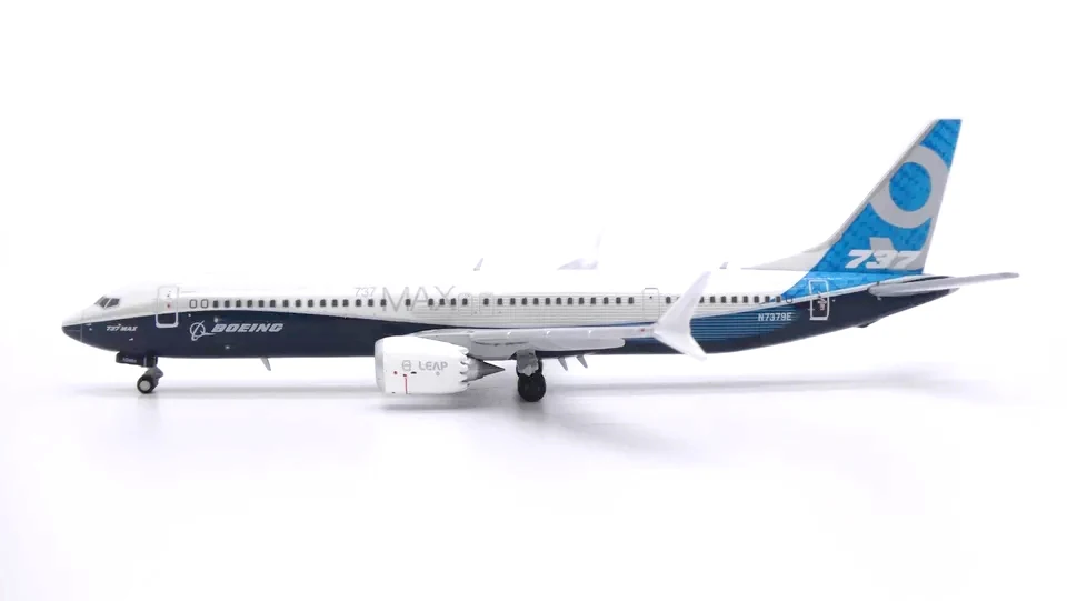 1/400 JC W LH4291 B737 MAX9 Metal Aircraft Model 2 1/400 JC W LH4291 B737 MAX9 Metal Aircraft Model - Image 2
