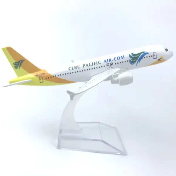 Metal Airbus A320 Diecast Model Plane 16cm - Image 4