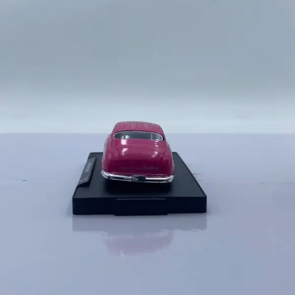 1949 Mercury Custom 1:64 Alloy Model Car - Image 6