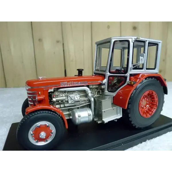 Kleinmann DH-6 1:32 Scale Tractor Model - Image 3