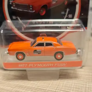 1:64 Diecast 1977 Plymouth Fury Taxi Model 9 S05a65ba97d694f0cb9d531a0e2bd85bc7
