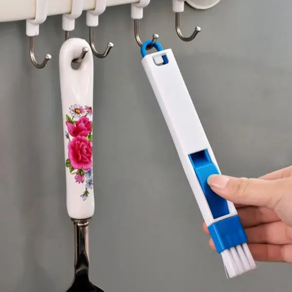 Multifunctional Keyboard and Window Cleaning Brush - Image 4