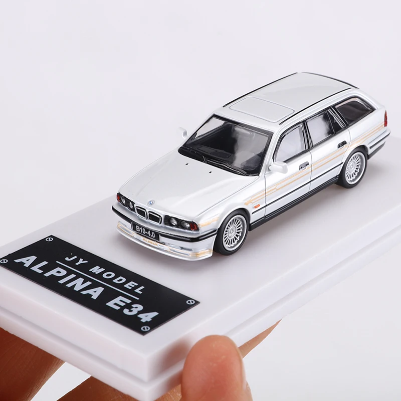 JY MODEL 1:64 Alloy Alpina E34 Car 7 JY MODEL 1:64 Alloy Alpina E34 Car - Image 7