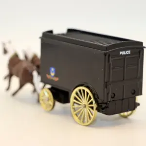 S0691fcc4f5f4405c90438048ba4f0e85Z