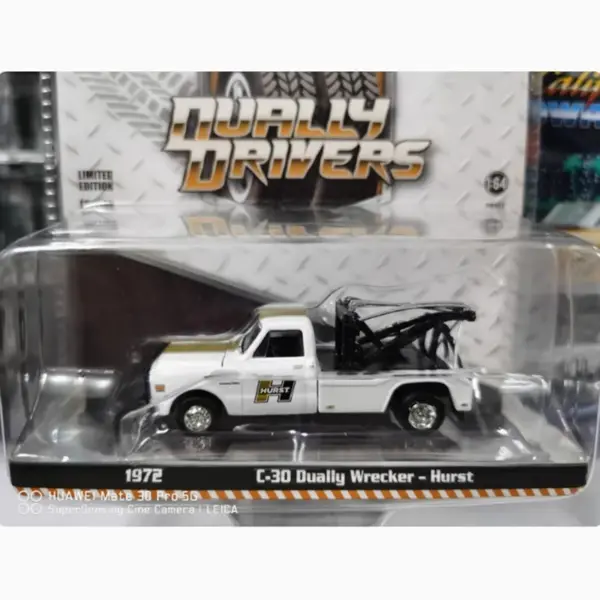1972 C-30 Dually Wrecker Diecast Model - Image 4