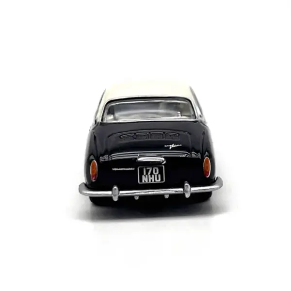 VW Camengia 1:76 Scale Alloy Car Model - Image 4
