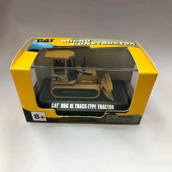 CAT 906 Wheel Loader Model Toy Display - Image 5