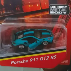 Maisto 1:64 Porsche 911 GT2 RS & Bugatti Chiron Cars 7 S0dea04fbbd534251a088d74f4be24b48P