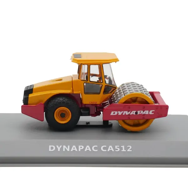Diecast Dynapac CA512 1:72 Scale Collectible Model - Image 6