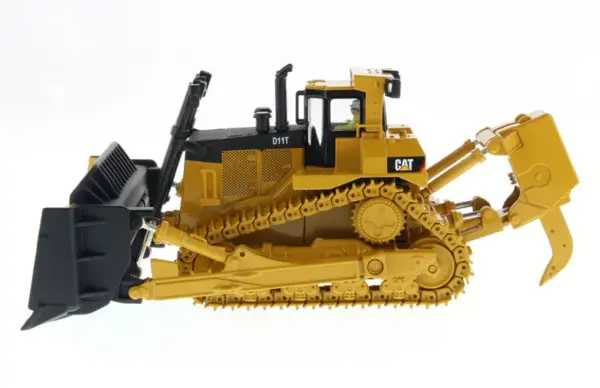1/50 Scale CAT D11T Track Tractor Collectible Model - Image 2