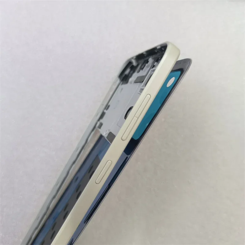 Motorola Moto E13 Full Housing and Battery Cover 3 Motorola Moto E13 Full Housing and Battery Cover - Image 3