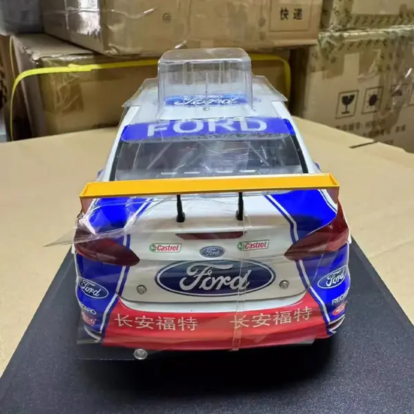 1:18 Scale Ford Focus CTCC Diecast Model - Image 4