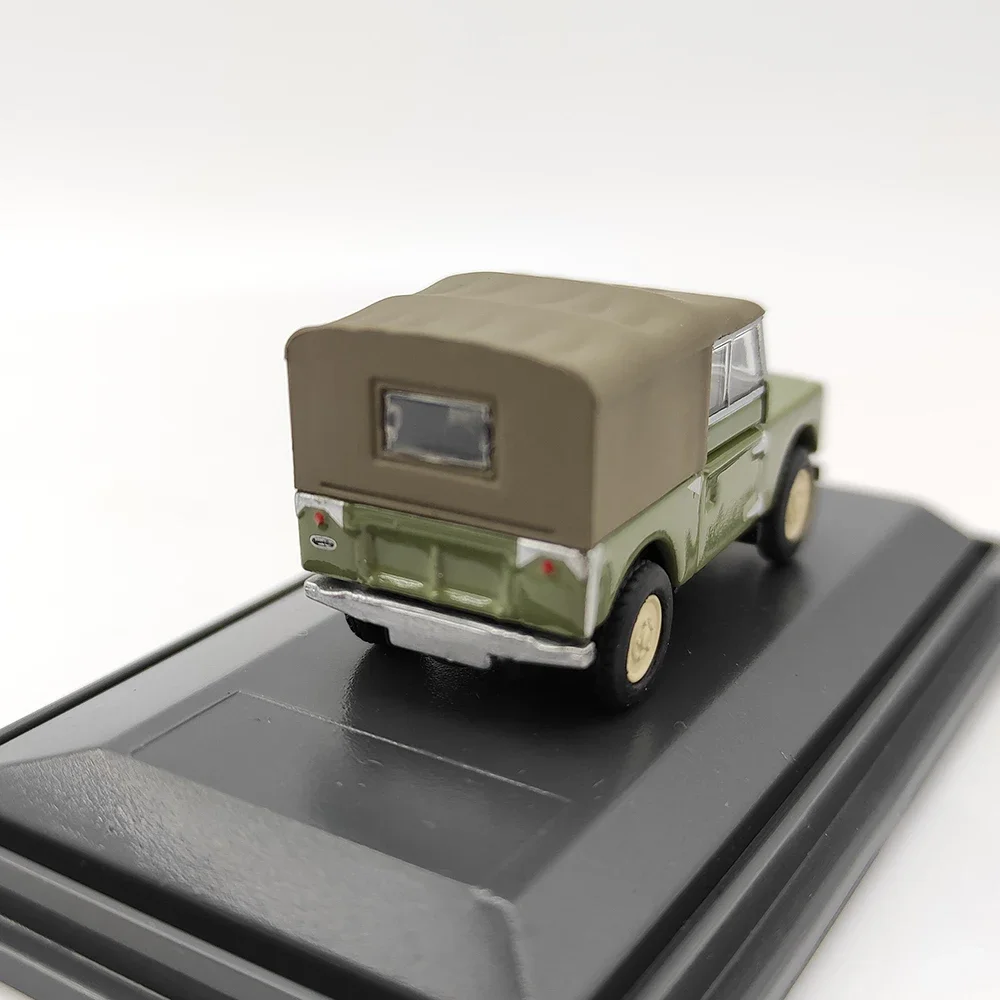 SCHUCO 1:87 Scale Land Rover Defender 88 Model 4 SCHUCO 1:87 Scale Land Rover Defender 88 Model - Image 4