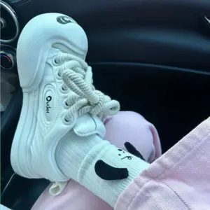 Women Chunky Leather Sneakers for Casual Wear 12 S123144efa8bd46a482ffa5dea9f17b77R