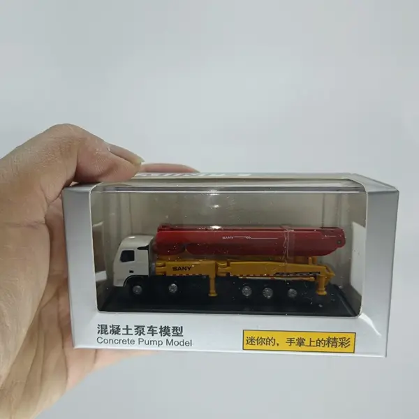 SANY 1:87 Grader Model in Display Box - Image 4
