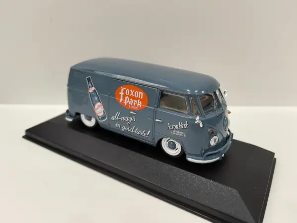 Diecast VW T1 Type 2 Alloy Car Model - Image 3