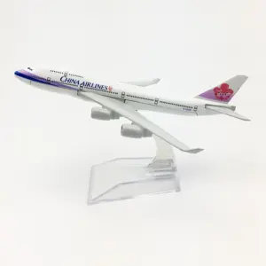 Boeing 777 British Airways Diecast Model 15CM 11 S136c7c704d9b40a5bc052ebf39f8276e8 20
