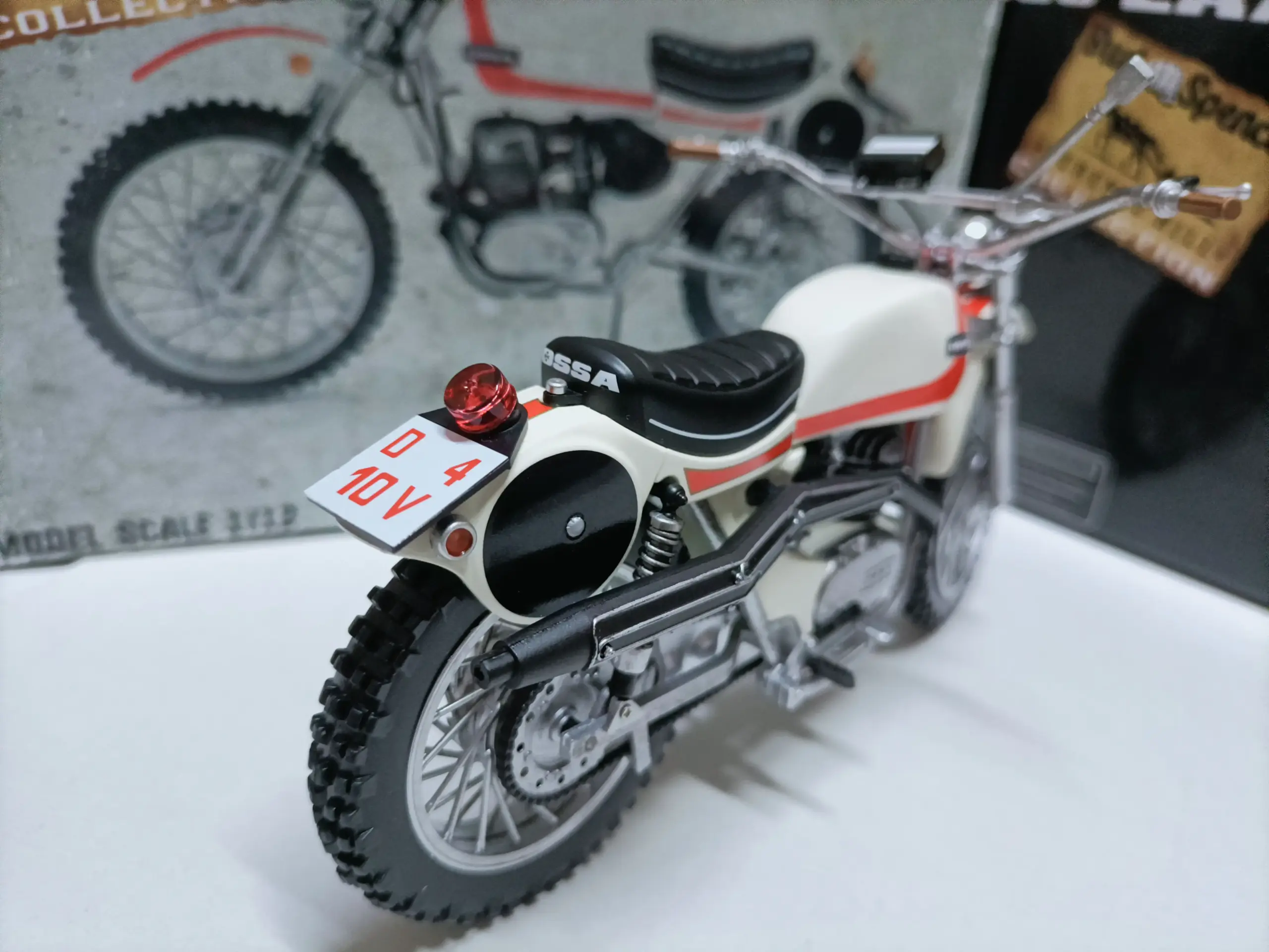 1:12 Scale Moto OSSA 250 A73 Motorcycle Model 8 1:12 Scale Moto OSSA 250 A73 Motorcycle Model - Image 8