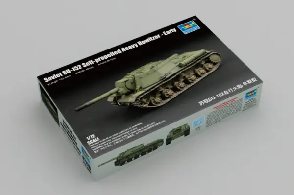 Soviet SU-152 Self-Propelled Artillery Model Kit - Image 6