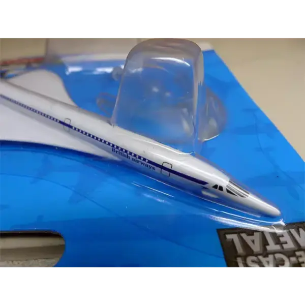 Corgi 1:100 Scale Diecast Concorde Model - Image 3