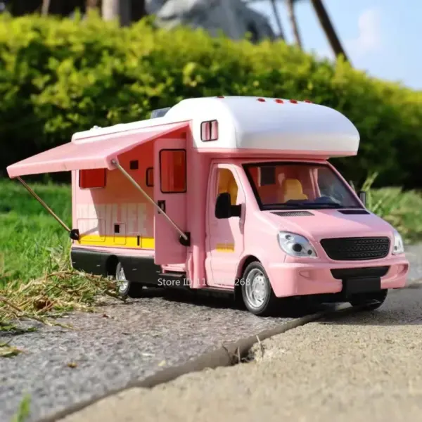 1:32 Diecast RV Recreation Vehicle Model - Image 5