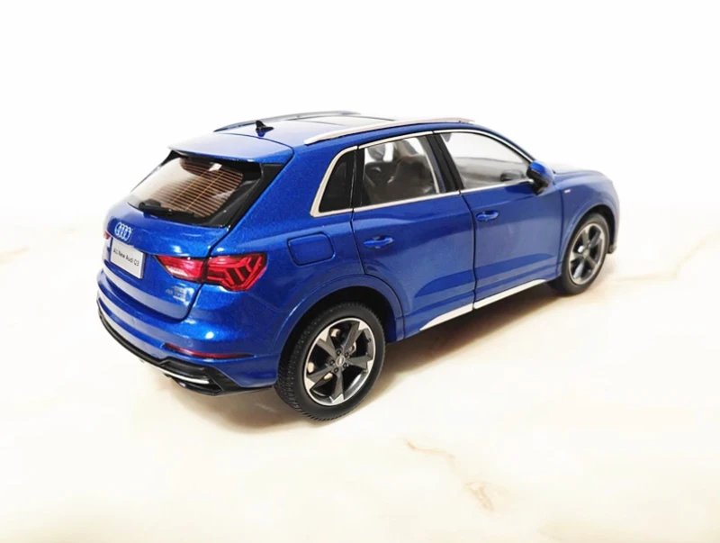 Diecast FAW Q3 SUV 1:18 Model Collection 14 Diecast FAW Q3 SUV 1:18 Model Collection - Image 14
