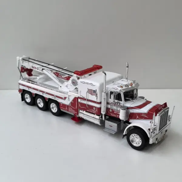 IXO 1:43 Peterbilt 359 Wrecker Model - Image 3