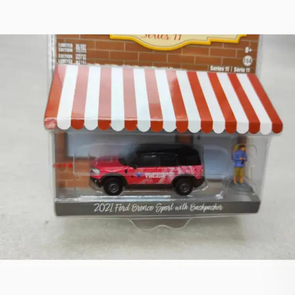 2021 Ford Bronco 1:64 Scale Diecast Model - Image 2