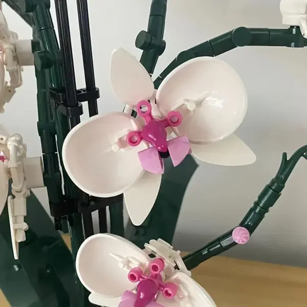 Artificial Flower Bouquet Building Blocks Kit - Image 6