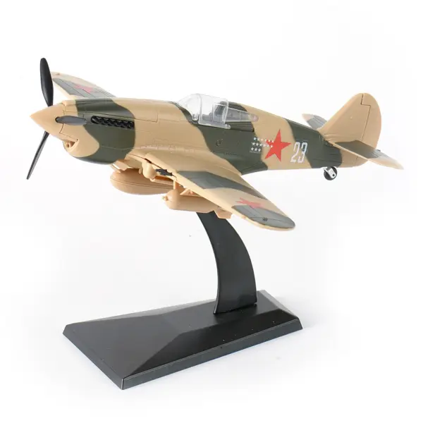 1/48 P-40 Tomahawk WWII Model Kit - Image 2