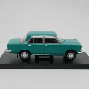 Diecast 1:24 Scale Polski Fiat 125P 1970 10 S1b859cb9f73b49b0851cfc7641b24166P