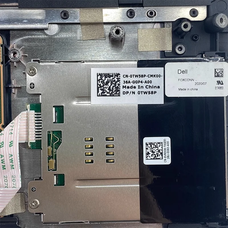 Dell Precision 7560 Laptop Top Case Replacement 5 Dell Precision 7560 Laptop Top Case Replacement - Image 5