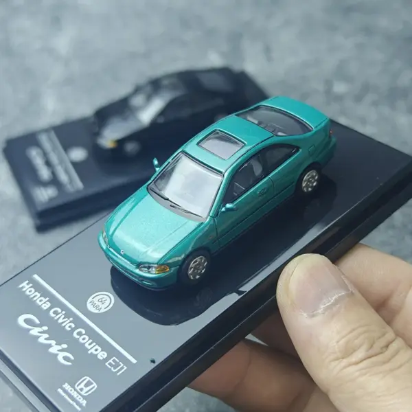 1:64 Scale Civic Coupe EJ1 1995 Diecast Model - Image 6