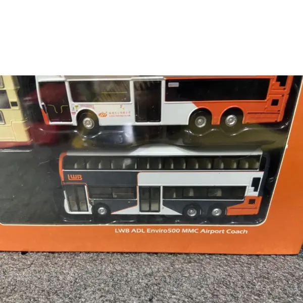 1:110 Scale Hong Kong Longwin Bus Model - Image 4