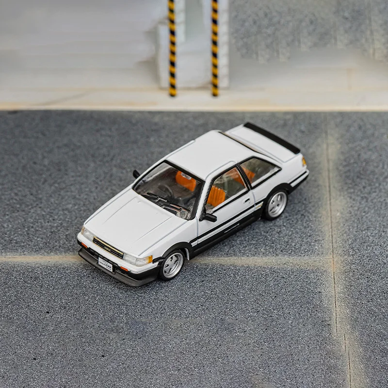 New Presale Dct/Shadow 1:64 Toyota Corolla Levin Ae86 Car Model Alloy Miniature Diecast Ornaments Toyota Static Custom Toy Gift 4 New Presale Dct/Shadow 1:64 Toyota Corolla Levin Ae86 Car Model Alloy Miniature Diecast Ornaments Toyota Static Custom Toy Gift - Image 4