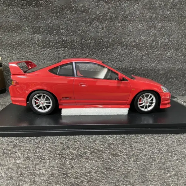 1/18 Scale Honda DC5 Type R Red Resin Model - Image 3
