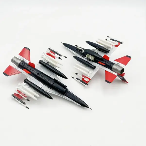 1:72 Scale Diecast F-16D Military Aircraft Model - Image 5