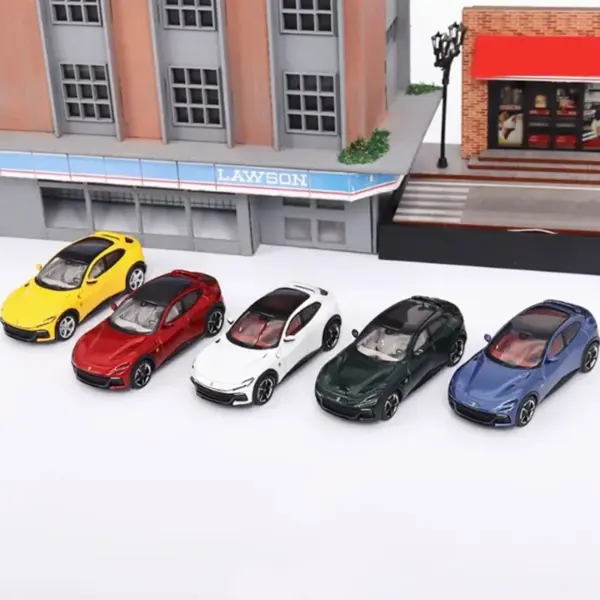 Purosangue V12 FUV SUV 1:64 Alloy Model - Image 3