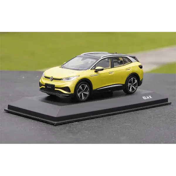 Diecast 1:43 Scale SAIC ID.4X SUV Model - Image 2