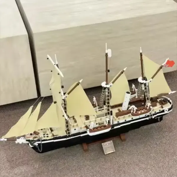 Legendary Ship Building Blocks Kit 3011pcs - Image 4