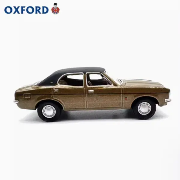1:76 Scale Cortina Mk3 Alloy Car Model - Image 2