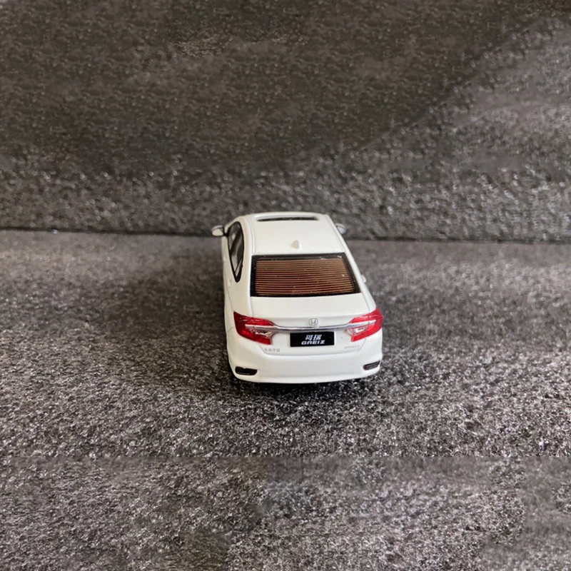 1:43 Scale Diecast Honda Greiz Model Car 4 1:43 Scale Diecast Honda Greiz Model Car - Image 4
