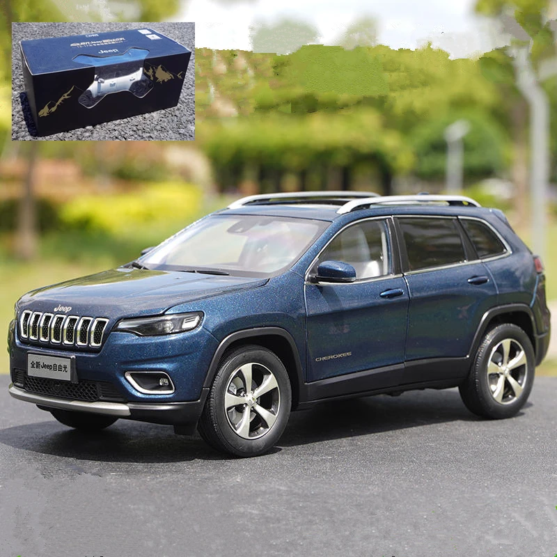 1:18 Alloy Jeep Cherokee Diecast Model Vehicle 9 1:18 Alloy Jeep Cherokee Diecast Model Vehicle - Image 9