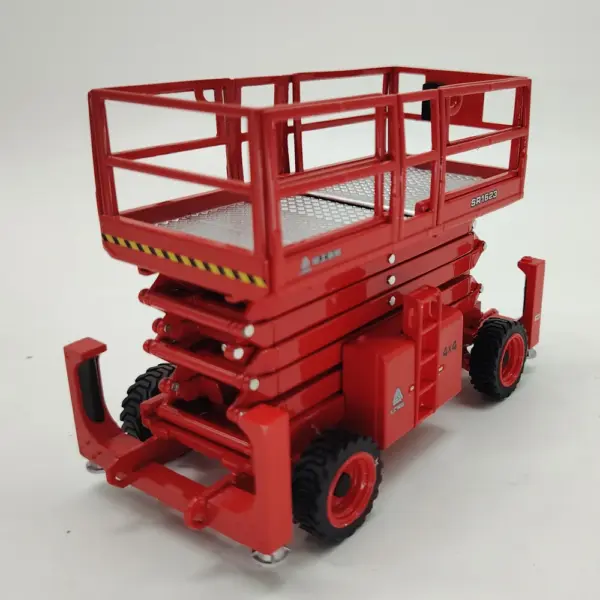 1:30 LGMG 1623 Off-road Scissor Lift Replica - Image 5