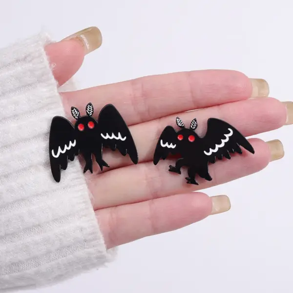 Gothic Bat Mothman Enamel Pin Brooch - Image 2