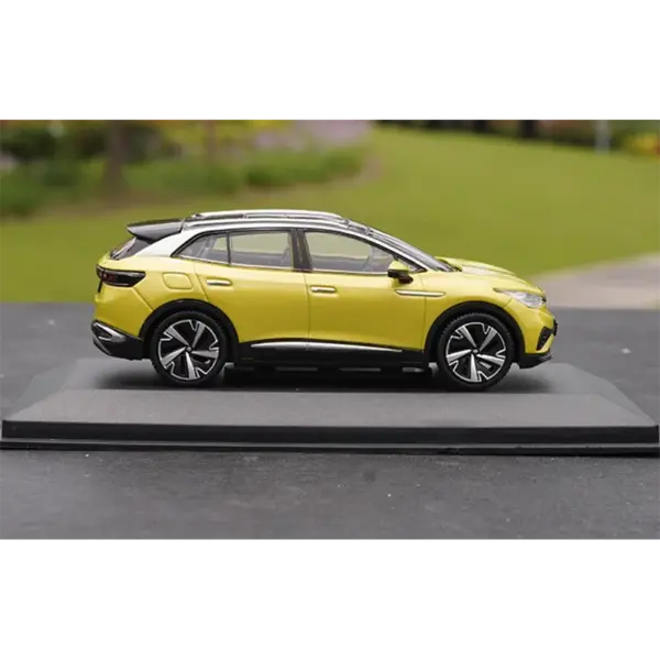 Diecast 1:43 Scale SAIC ID.4X SUV Model - Image 4