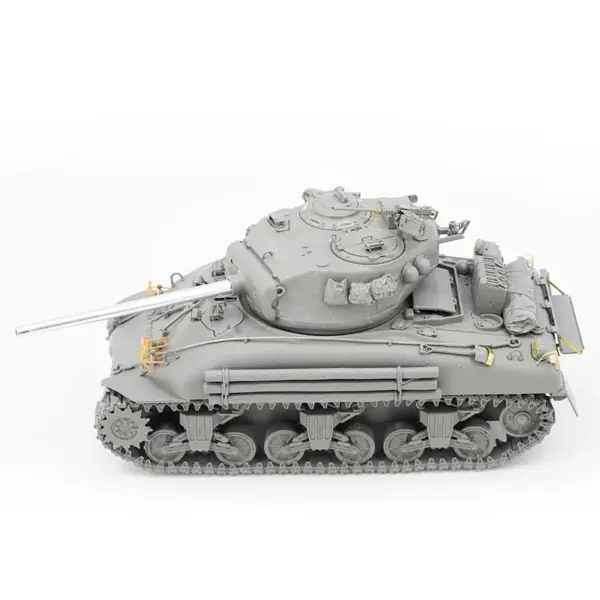 Plastic Model Kit of Sherman M4A1 76MM Tank 1/35 - Image 3