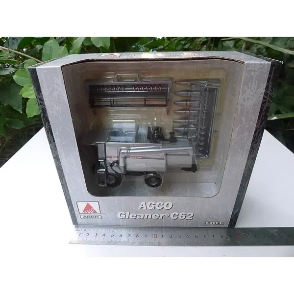 ERTL 1:64 Scale Case IH Combine Harvester - Image 5