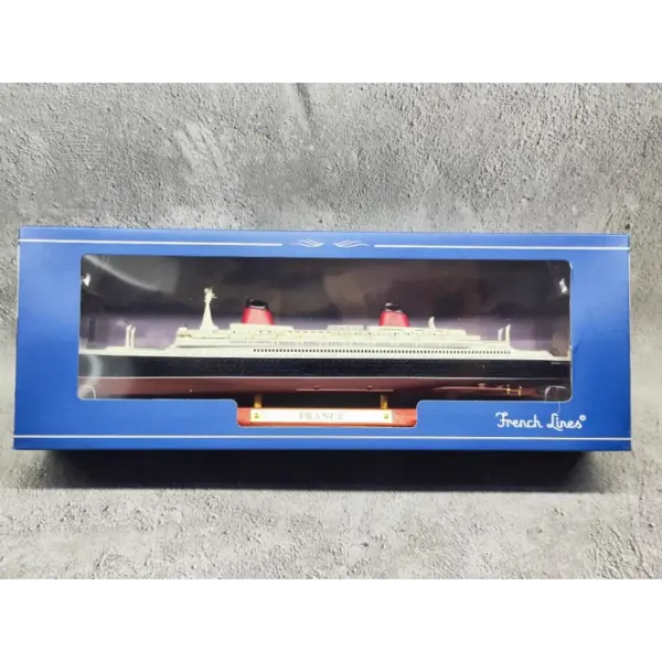 Diecast ATLAS 1/1250 Scale France Ship Model - Image 6
